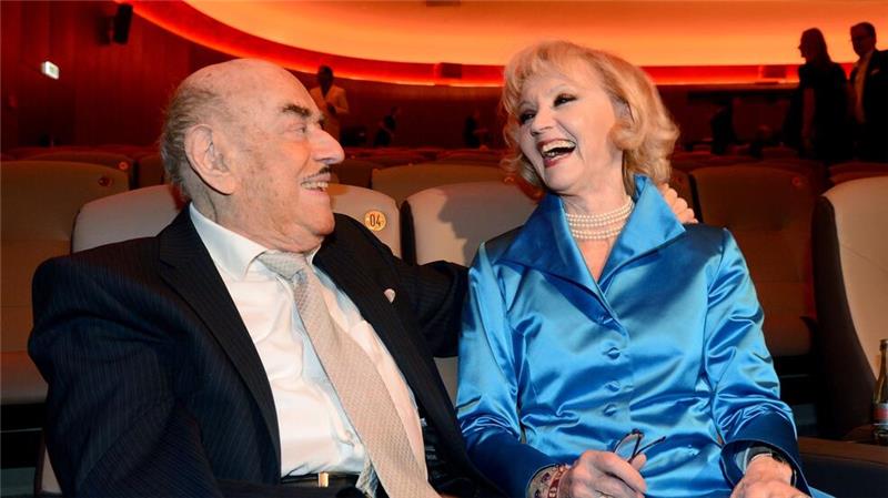 Das Lachen als Lebenselixier: Liselotte Pulver wird 95 Pulver war in den 50er und 60er Jahren die personifizierte gute Laune im deutschen Film und Fernsehen (Archivbild)