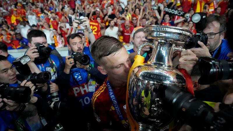 „Geschichte geschrieben“: Spaniens EM-Helden vor „neuer Ära“ RB Leipzigs Dani Olmo war einer der besten Spieler des Turniers.