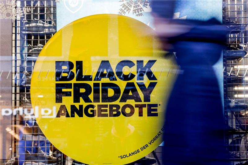 Umwelthilfe fordert Abschaffung der Rabatt-Tage Rabatt-Tage wie der Black Friday (24. November) und dCyber Monday (27. November) sind umstritten.
