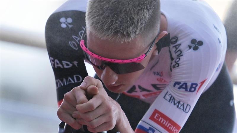 Der Sport am Wochenende: Elversberg-Jubel und Hockey-Gold Rad-Superstar Tadej Pogacar hat sich bei einem Sturz bei der Vuelta schwer verletzt. (Archivbild)