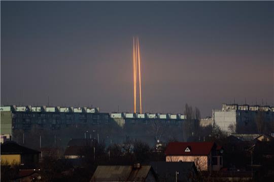 Raketen werden von der russischen Region Belgorod aus auf die Ukraine abgefeuert.