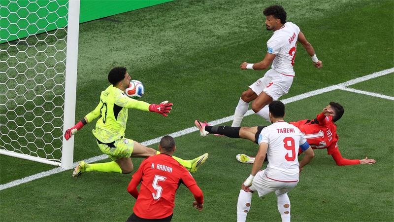 Ramin Rezaeian traf zum 1:1.