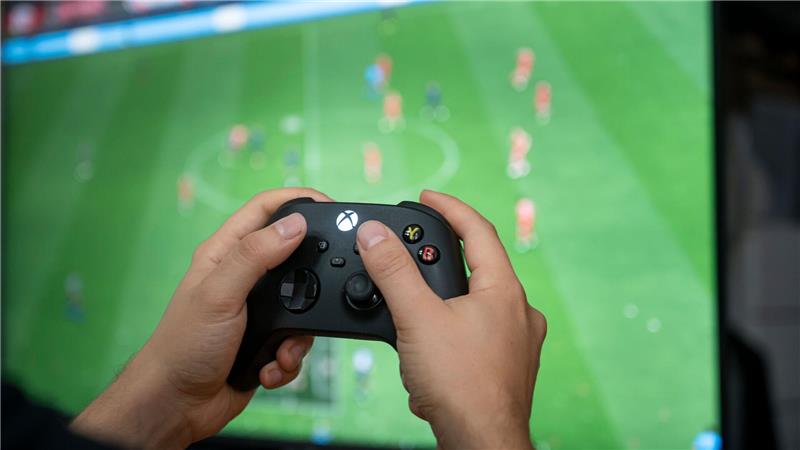 Ran an die Konsole: Gamer greifen immer mehr auf Abo-Dienste zurück. (Symbolbild)