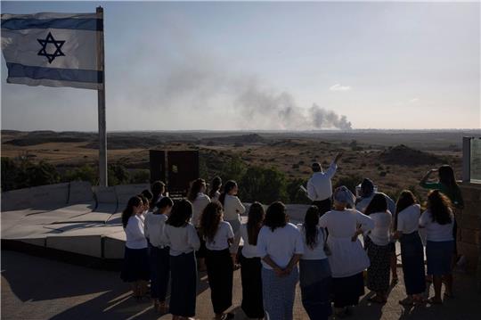 Rauch über dem Gazastreifen: Die israelische Armee weitet ihre Angriffe auf Gebiete aus, in denen das Militär schon zuvor im Einsatz war.