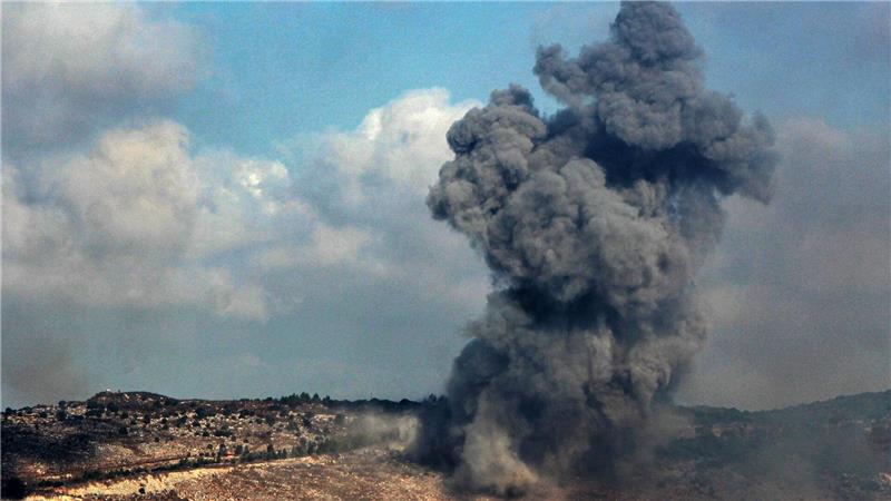 Rauchwolken steigen auf nach einem israelischen Luftangriff im Südlibanon.