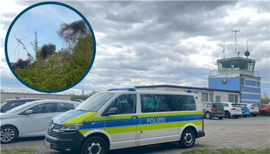Rauchwolken über dem Gelände der Salzgitter AG am Sonntagmorgen (kleines Bild). Auf dem Flugplatz in Drütte befanden sich zeitgleich Beamte der Polizei.