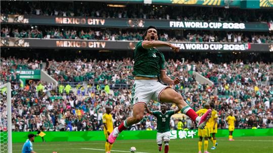 Raúl Jiménez nach seinem Tor zum 2:0.