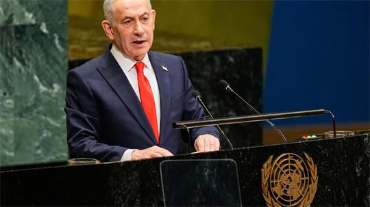 Rede vor lichten Reihen: Israels Ministerpräsident Netanjahu.