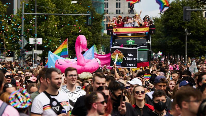 Regenbogen überall.