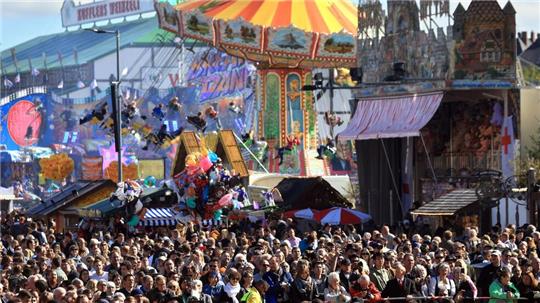 Reger Andrang am letzten Wiesn-Tag.