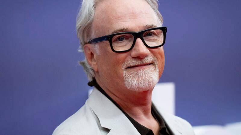 25 Jahre „The Sixth Sense“: Start des Plot-Twist-Booms Regisseur David Fincher („Sieben“, „The Social Network“, „Gone Girl“) drehte „Fight Club“ mit Edward Norton und Brad Pitt in den Hauptrollen - Kritiker waren sofort begeistert, beim Publikum wurde der Film mit Plot-Twist erst nach der DVD-Auswertung zum Kultfilm.