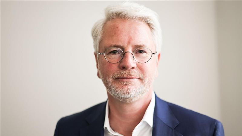 Verband warnt vor Engpass an Windpark-Schiffen Reinhard Lüken ist seit 2012 Hauptgeschäftsführer des Verbands für Schiffbau und Meerestechnik. (Archivbild)