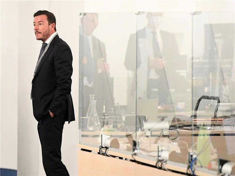 Treuhänder verkauft wichtigste Signa-Immobilien René Benko ist Gründer der Signa-Gruppe.