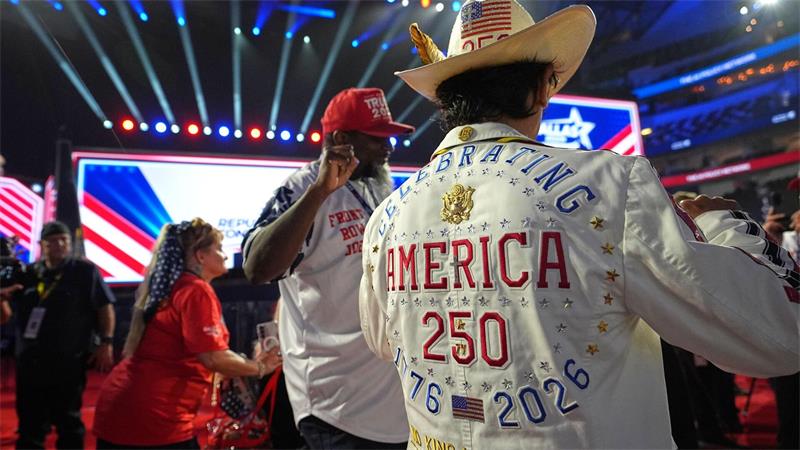 Trump winkt mit 5.000 Dollar Belohnung für Wahlsieg Republikaner halten Parteitag in Dallas ab.