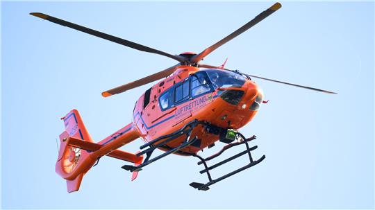 Rettungshubschrauber in der Luft 