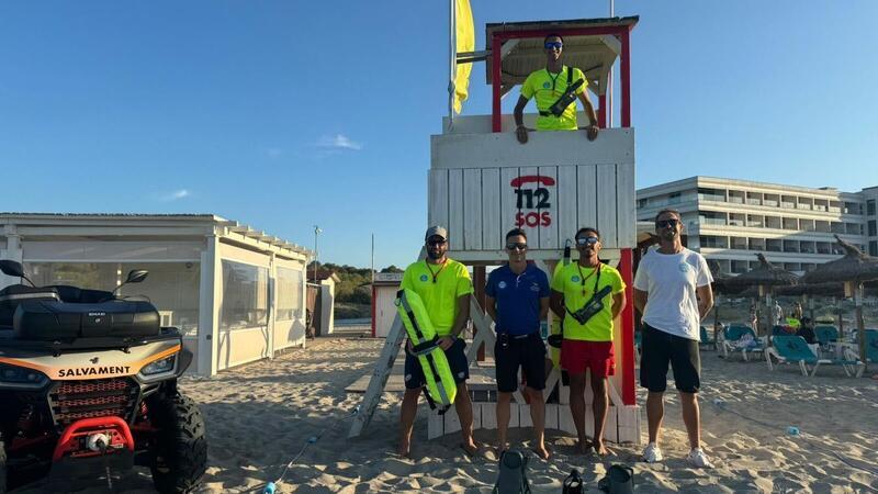 Rettungsschwimmer auf Mallorca retten fünf Deutsche Rettungsschwimmer auf Mallorca haben fünf Deutsche gerettet. Die Urlauber waren von plötzlich einsetzenden starken Strömungen aufs Meer hinausgezogen worden.