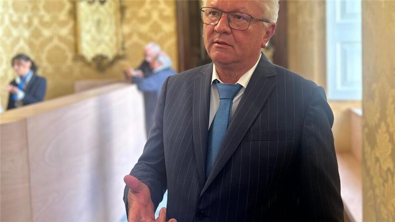 Rheinmetall-Chef Armin Papperger im Oktober bei einer Pressekonferenz in Rom, bei der Pläne für eine gemeinsame Panzerproduktion mit dem italienischen Konzern Leonardo vorgestellt wurden.