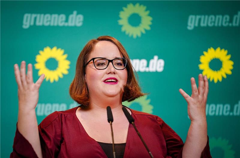 Ricarda Lang, Bundesvorsitzende von Bündnis 90/Die Grünen, gibt eine Pressekonferenz.