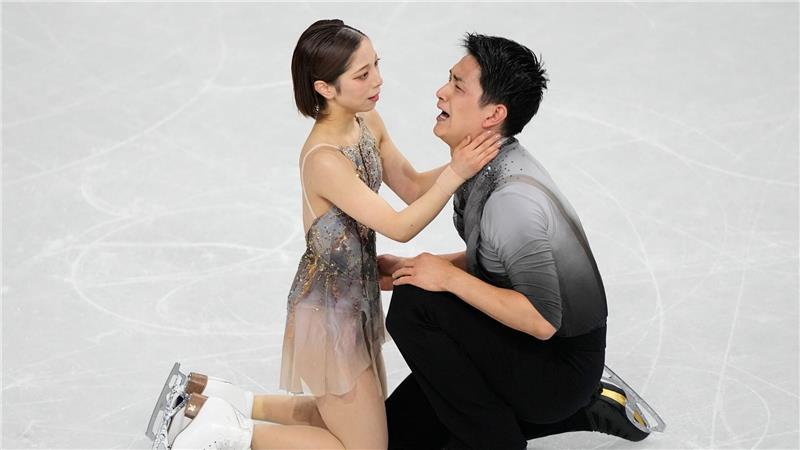 Riku Miura und Ryuichi Kihara holten dank einer Weltrekord-Kür Gold.