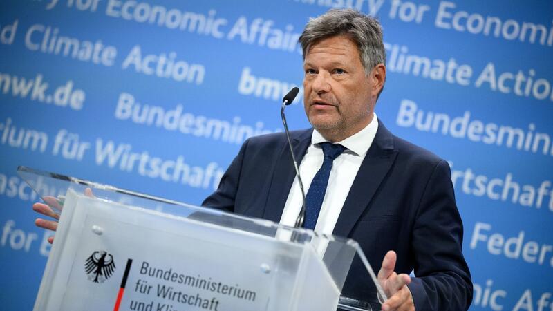 Robert Habeck erwägt das deutsche Lieferkettengesetz für rund zwei Jahren auszusetzen.