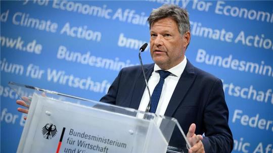 Robert Habeck erwägt das deutsche Lieferkettengesetz für rund zwei Jahren auszusetzen.