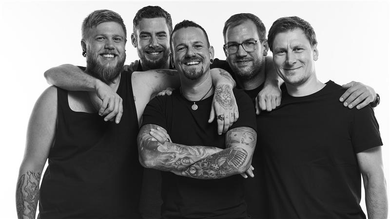 „Pfauenteiche Rocken“: Der Oberharz wird am 5. Juli wieder laut Rockstrom aus Minden hat durch ihren Leadsänger Tobias Urbanski (M.) einen Bezug zu Clausthal-Zellerfeld.