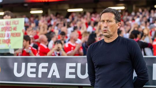 Roger Schmidt wird Fußball-Boss von Red Bull und damit Nachfolger von Jürgen Klopp. (Archivbild)