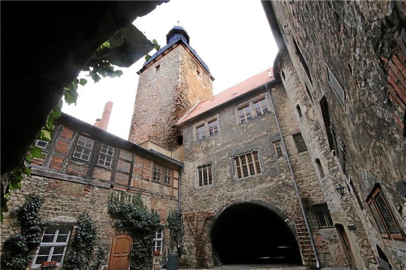 Romantisch wirkt der Innenhof der Kernburg. Er steht auch im Mittelpunkt bei den adventlichen Lichterfesten des Fördervereins.  Fotos: Gereke