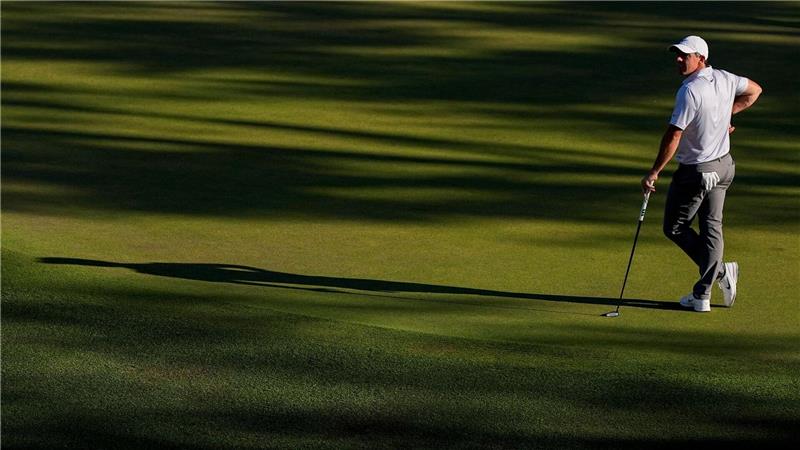 Historische Runde: Golf-Star McIlroy dominiert Masters Rory McIlroy steht beim Masters in August unangefochten an der Spitze.