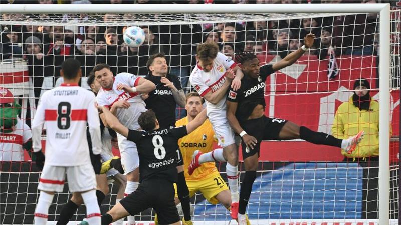 VfB Stuttgart immer mehr ein Champions-League-Anwärter Rouault traf mit dem Hinterkopf nach einer Ecke.