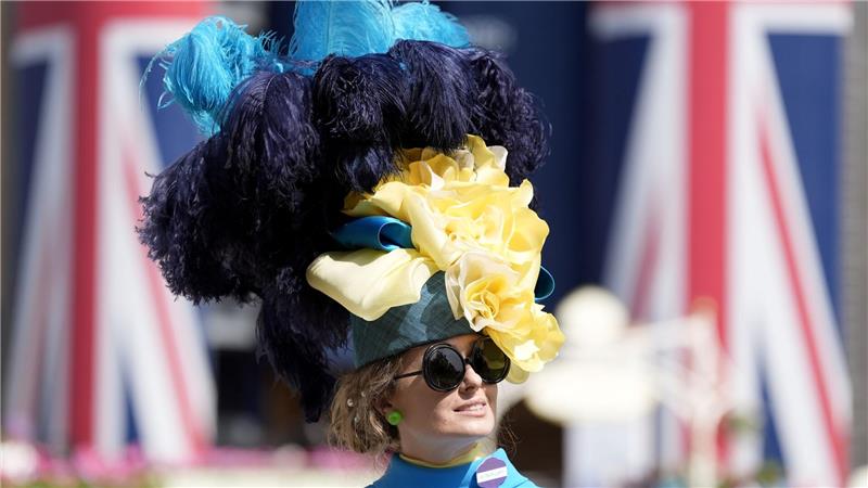 Eine Frage der Hüte: Dresscode beim Pferderennen in Ascot Royal Ascot ist wohl Großbritannien bekanntestes Pferderennen.