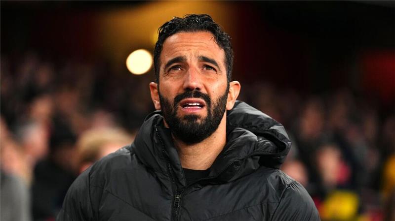 Portugiese Ruben Amorim wird Trainer bei Manchester United Ruben Amorim unterschrieb einen Vertrag bis Sommer 2027 mit Option auf ein weiters Jahr.