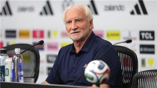 Rudi Völler ist vor dem WM-Start optimistisch. 