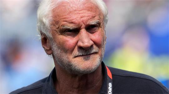 Rudi Völler will als DFB-Sportdirektor weitermachen. (Archivbild) 