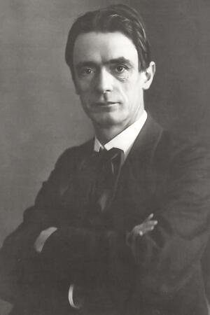 Auf der intensiven Spur des Rätsels Rudolf Steiners Rudolf Steiner, Foto von Otto Rietmann, posiert im Jahr 1905 für einen Fotografen.
