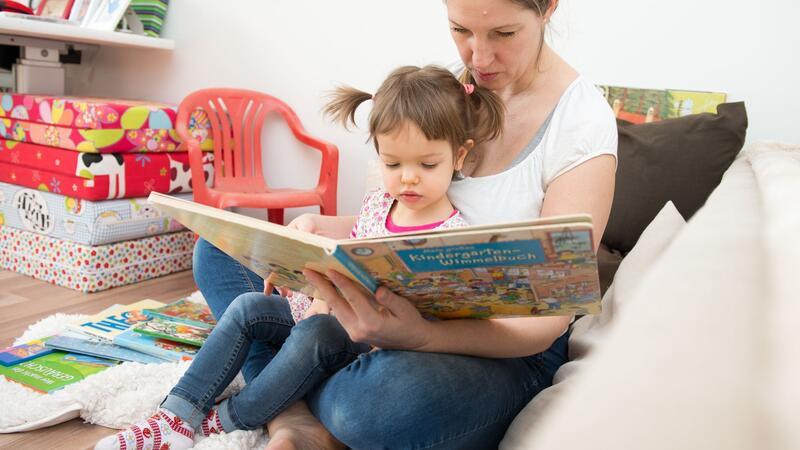 Wie Sie den Stress bei Kindern verstehen und vermeiden Rückhalt in der Familie: So können Sie Kinder schützen.