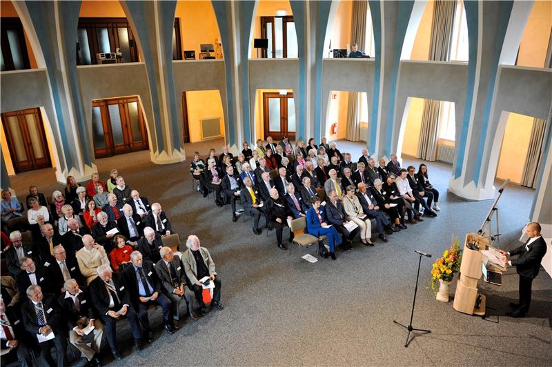 Die TU Clausthal verleiht „Goldene Diplome“ Rund 120 Teilnehmende erlebten die akademische Feier aus Anlass des 50. Diplomjubiläus an der TU Clausthal. Foto: Ernst/TU Clausthal