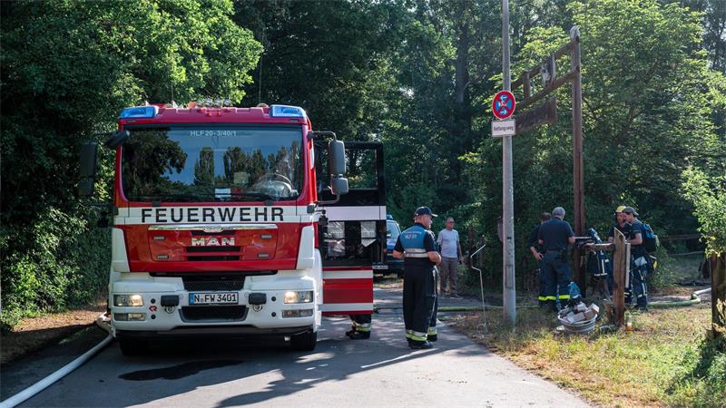 Feuer in Spanien wütet weiter - Brand in Nürnberg gelöscht Rund 300 Menschen waren beim Brand in Nürnberg im Einsatz.