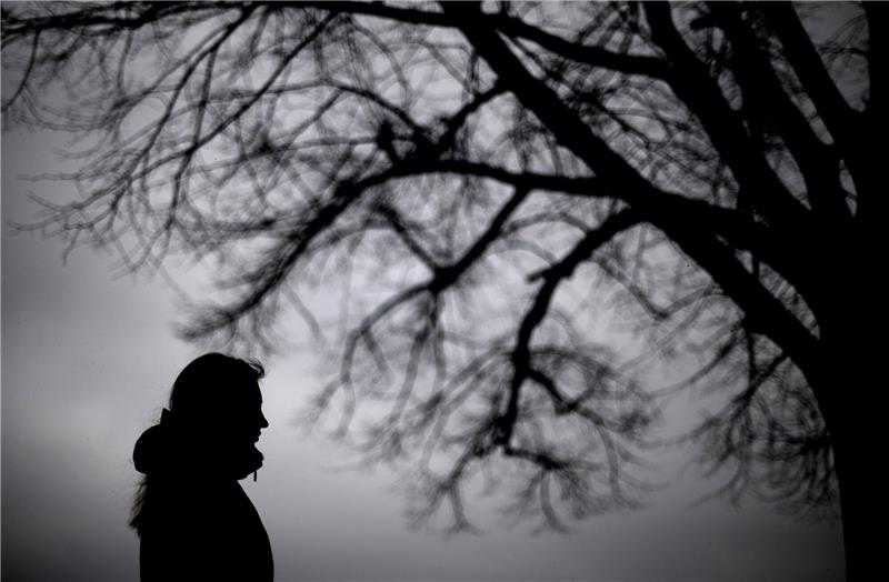 Rund ein Drittel der Teilnehmer einer repräsentativen Online-Umfrage in Deutschland hat sich als psychisch erkrankt bezeichnet.