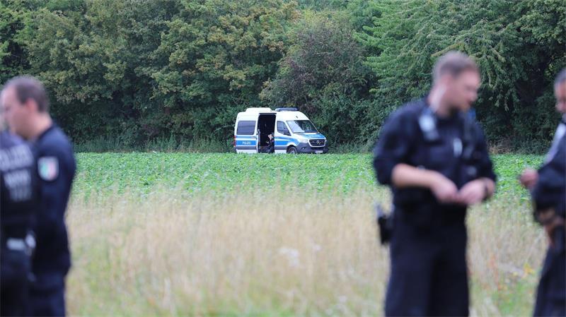 Mutmaßlicher Strom-Saboteur gefasst - was wir wissen Rund um das Kraftwerk ist die Polizei seit Montagnachmittag mit zahlreichen Kräften im Einsatz.