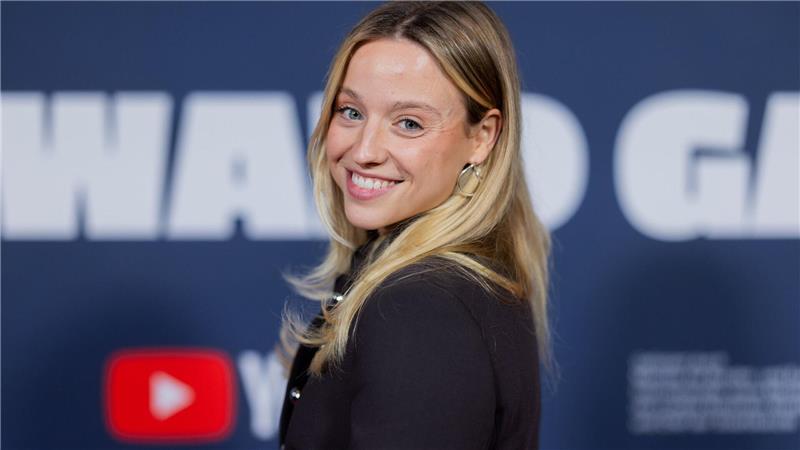 HandOfBlood räumt bei VideoDays als Creator des Jahres ab Running-Influencerin Paula Enzweiler erläuft sich den „Sport“-Preis.