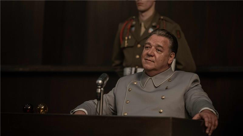 „Nürnberg“: Russell Crowe und Rami Malek mit Star-Power Russell Crowe stellt den Nazi Hermann Göring dar.
