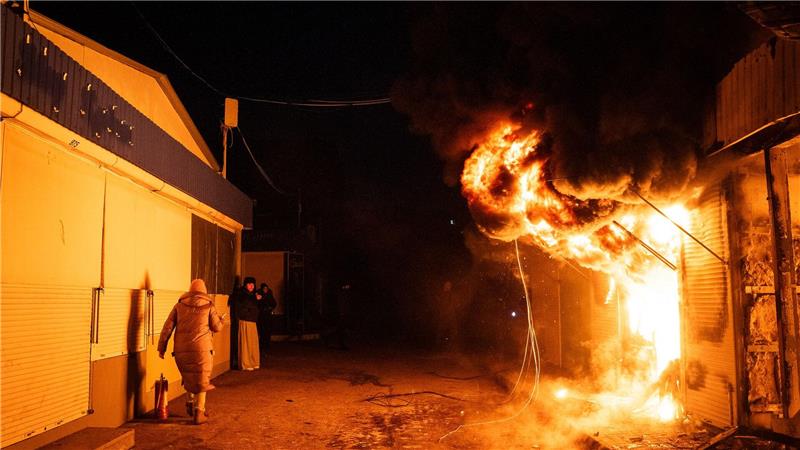 Russische Drohnenangriffe trafen in der Nacht erneut ukrainische Städte.