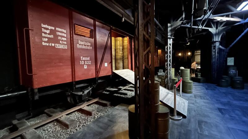 Spionage, Bomben, Wissenschaft - Russland feiert Atomenergie Russland feiert mit einem neuen großen Museum mit sieben Etagen, davon vier unter der Erde, die Atomenergie.