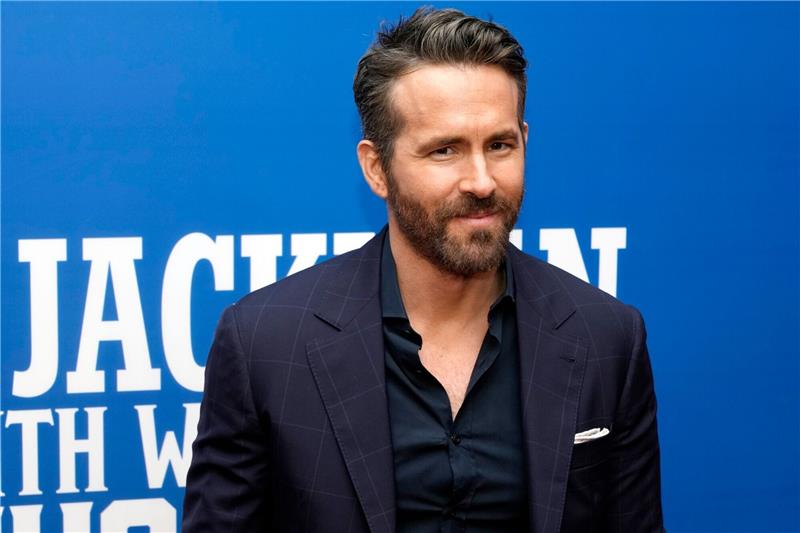 Ryan Reynolds wird zusammen mit Kenneth Branagh vor der Kamera stehen.