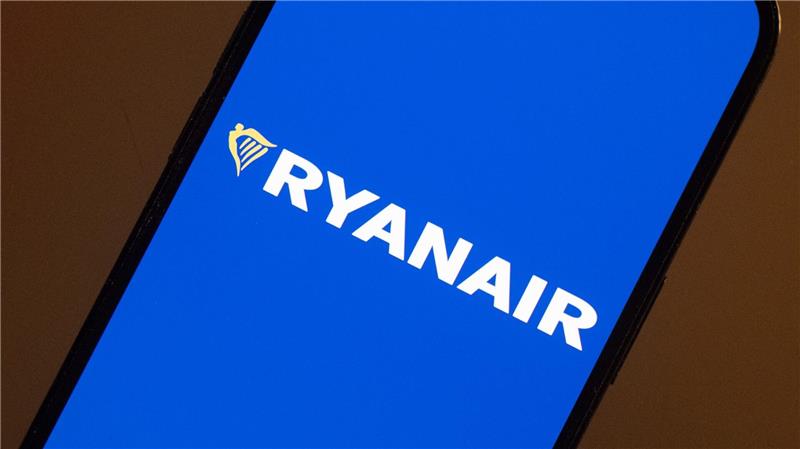 Ryanair will Bordkarten (fast) nur noch über die App ausgeben. (Symbolbild)