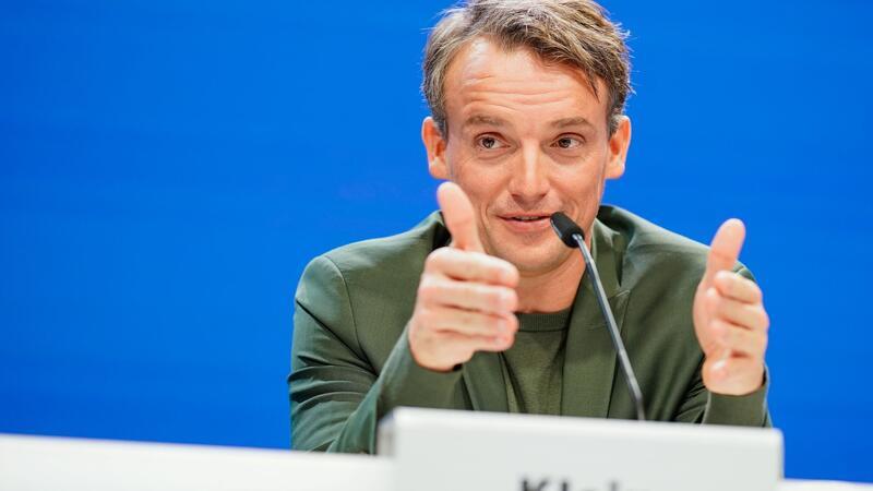 SAP investiert Vorstandschef Christian Klein zufolge nach wie vor in das Ziel, der führende Anbieter von Unternehmens-KI zu werden. (Archivbild)