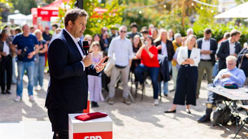 SPD-Bundesvorsitzender Lars Klingbeil trat bei einer Wahlkampfveranstaltung in Hannover auf. 