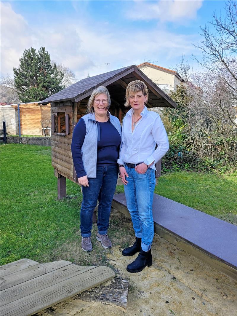 Zwei neue Gesichter im Bad Harzburger Haus der Kirche Sabine Haarnagel (links) und Kerstin Eilers-Kamarys sind die neuen Gesichter im Mehrgenerationenhaus in der Lutherstraße. Sie wollen Jung und Alt zusammenbringen – durch ganz neue aber auch altbewährte Angebote. Fotos: Exner