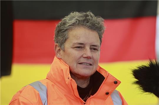 Sachsen-Anhalts Infrastrukturministerin Lydia Hüskens (FDP) erklärte, dass 30 Millionen Euro in die Forschungsanlage des Deutschen Zentrums für Luft- und Raumfahrt fließen können.